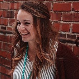 Meet your Posher, Grace